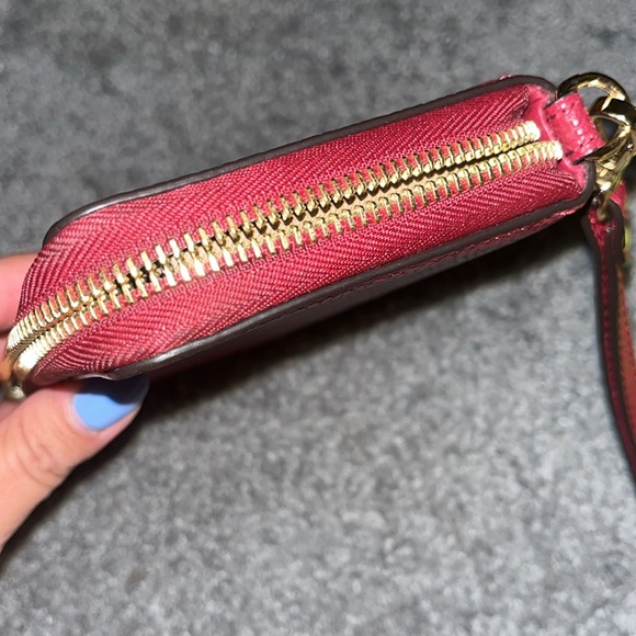 Michael Kors Wristlet/Wallet - Picture 5 of 5